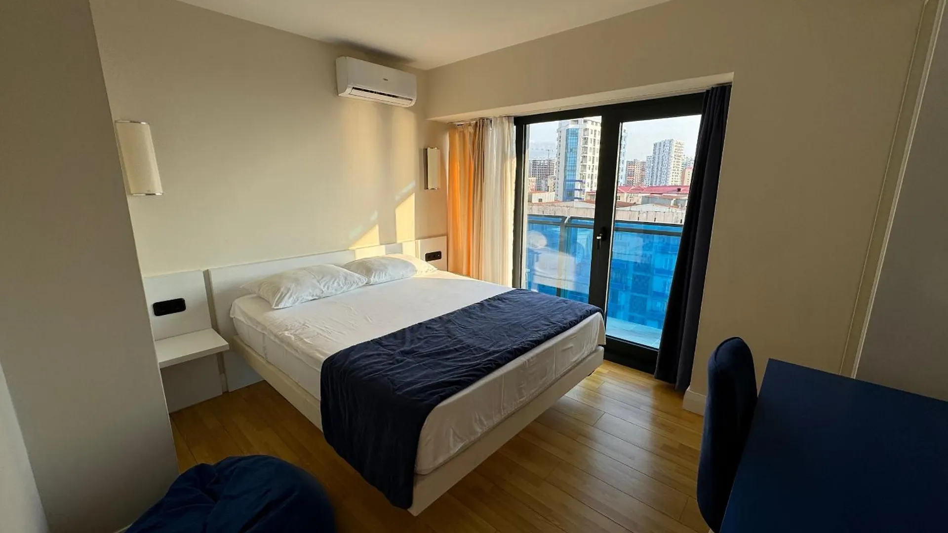 Apartment With Sea View Batumi 0*,