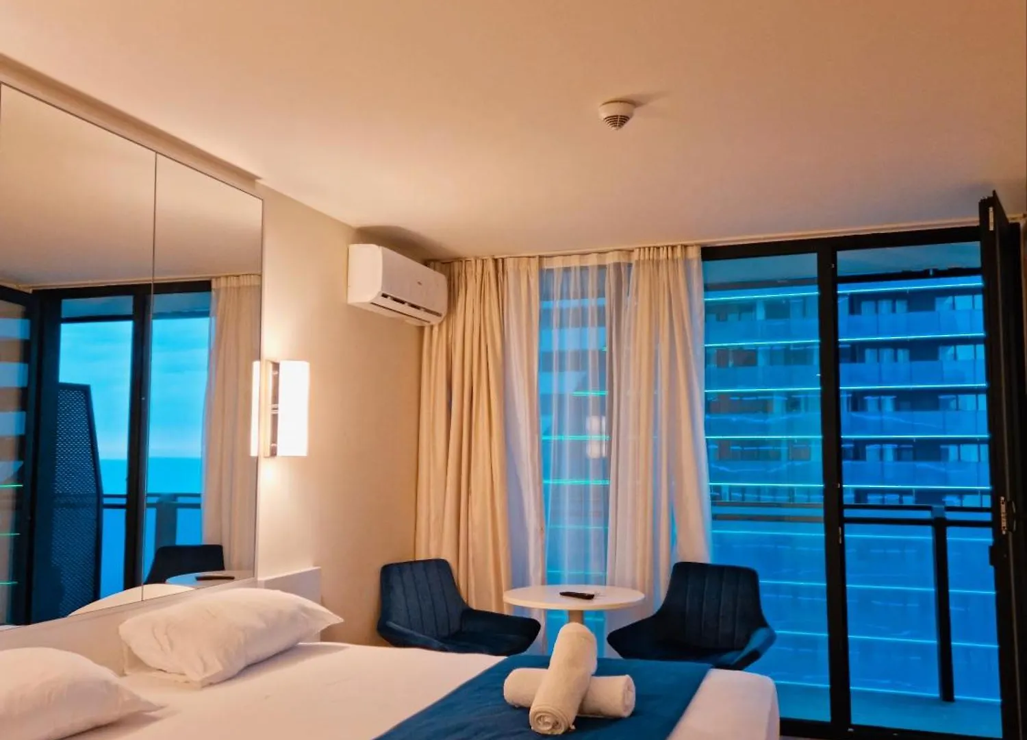 Apartment With Sea View Batumi Hotel apartamentowy
