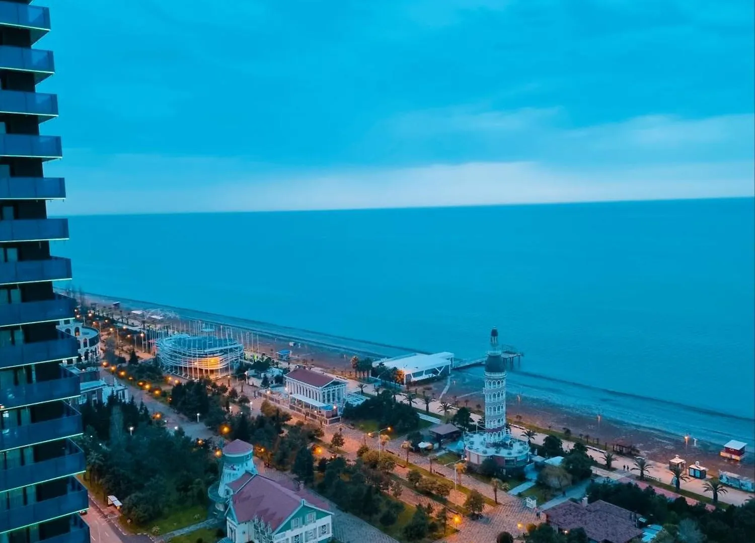 Hotel apartamentowy Apartment With Sea View Batumi Gruzja