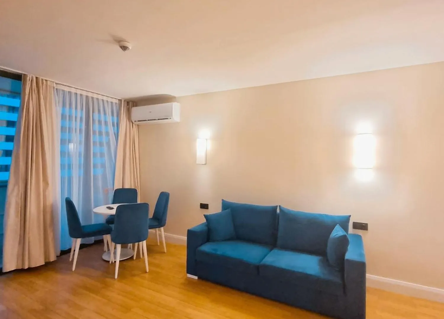 Apartment With Sea View Batumi Hotel apartamentowy