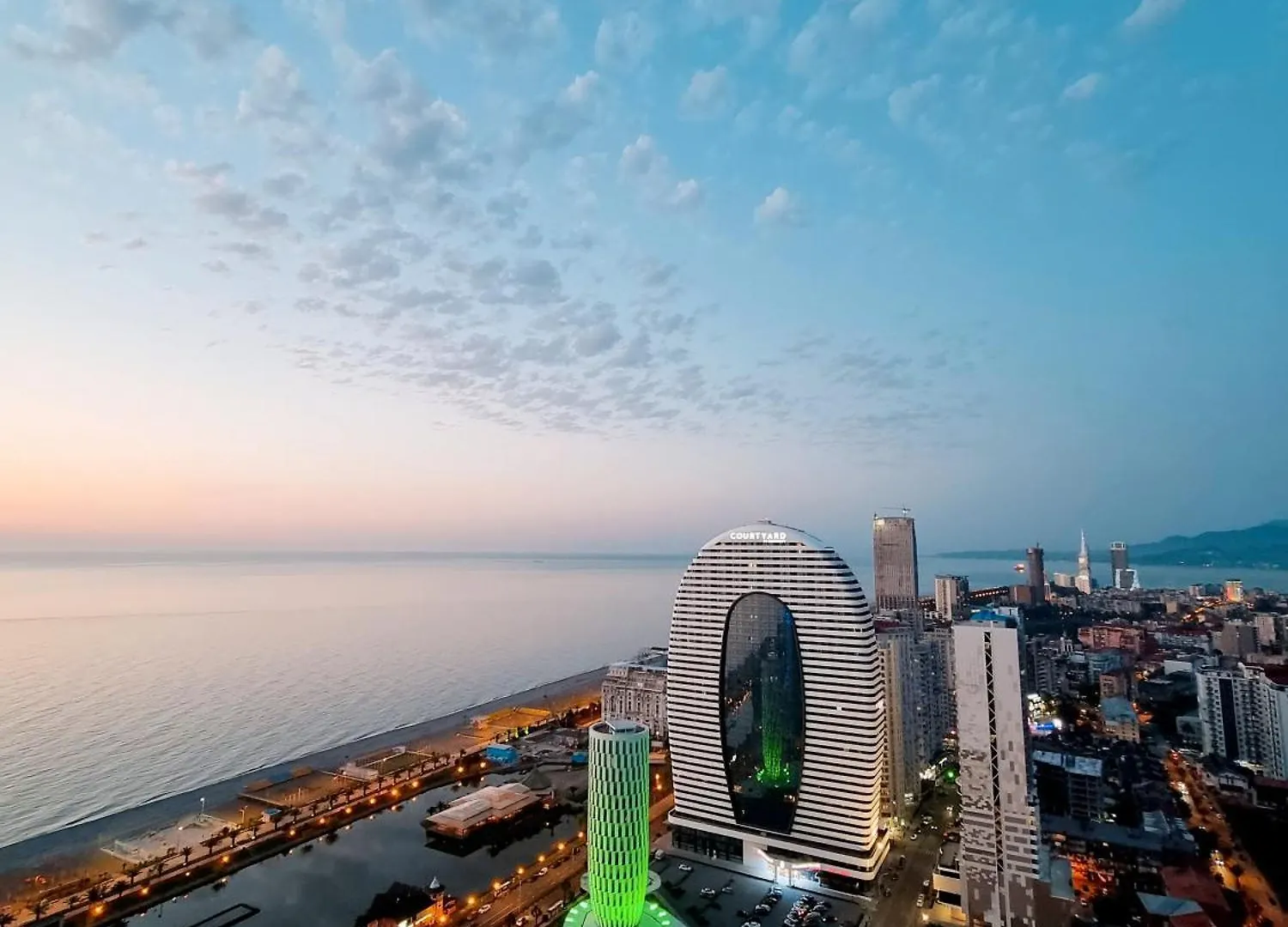 Hotel apartamentowy Apartment With Sea View Batumi