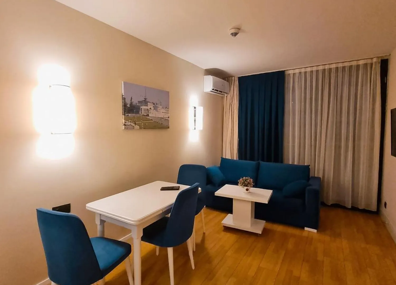 Hotel apartamentowy Apartment With Sea View Batumi Gruzja
