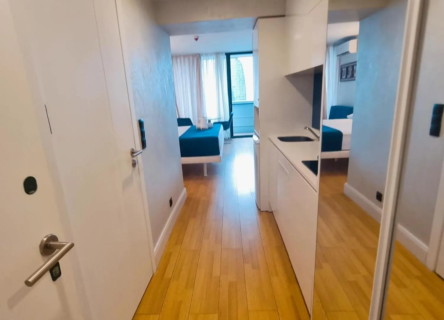 Apartment With Sea View Batumi