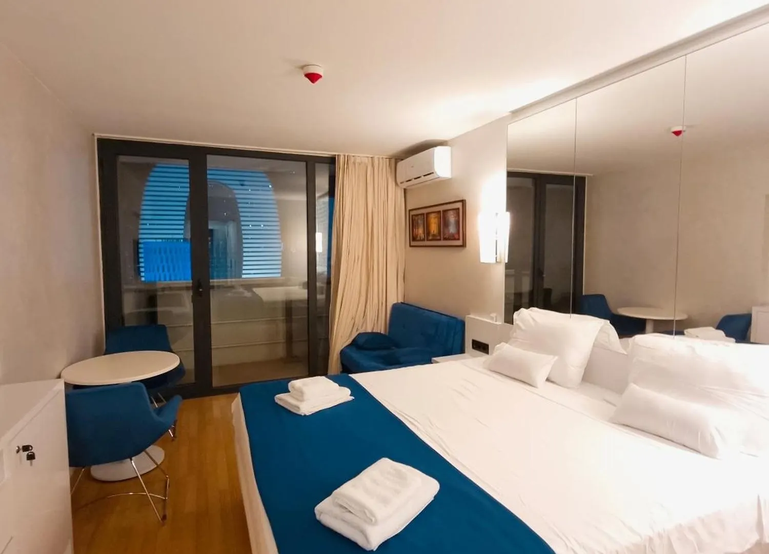 Apartment With Sea View Batumi Hotel apartamentowy